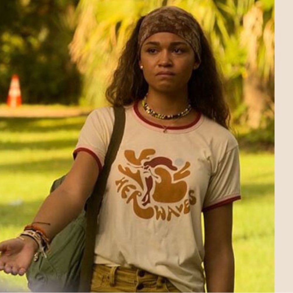 Her waves tshirt